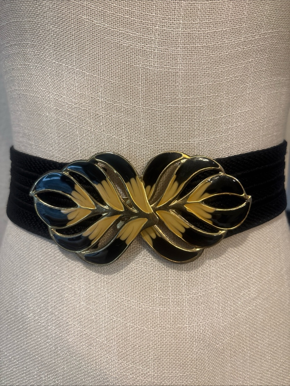 Vintage Black Gold Stretch Enamel Metal Hook Clasp Peacock Feather Mobwife 80’s